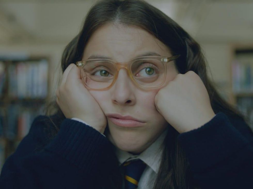 Beanie Feldstein in How to Build a Girl