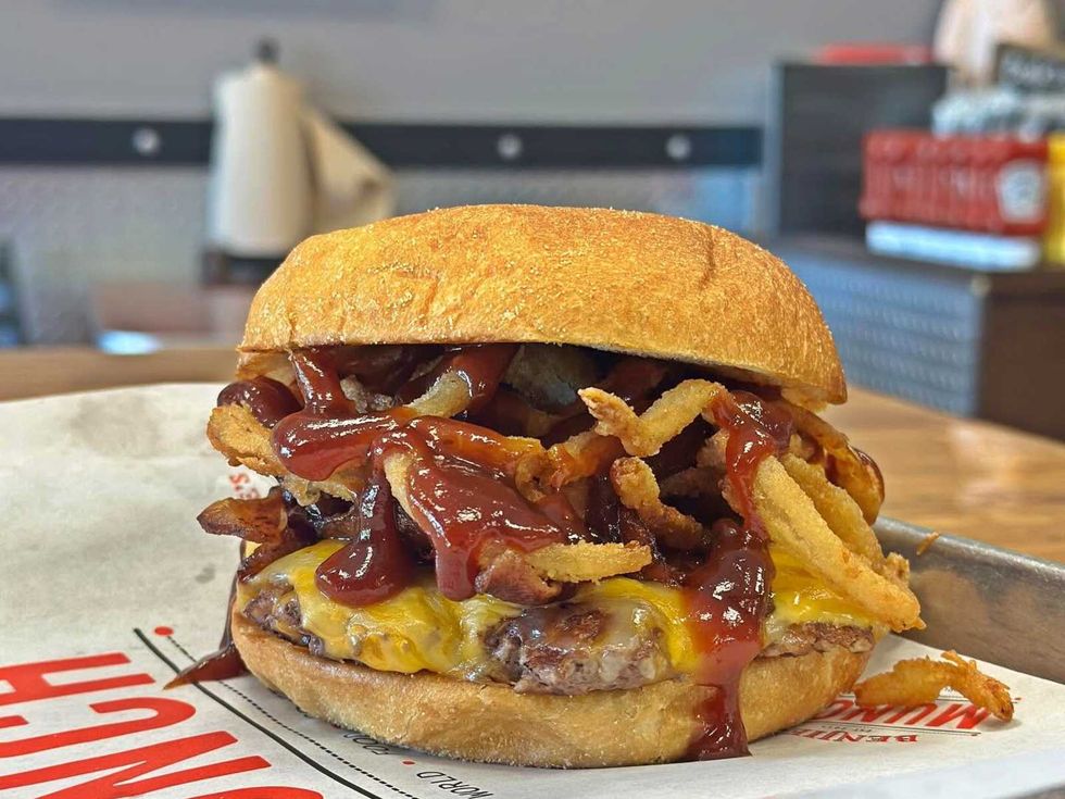 Benjie's Munch burger