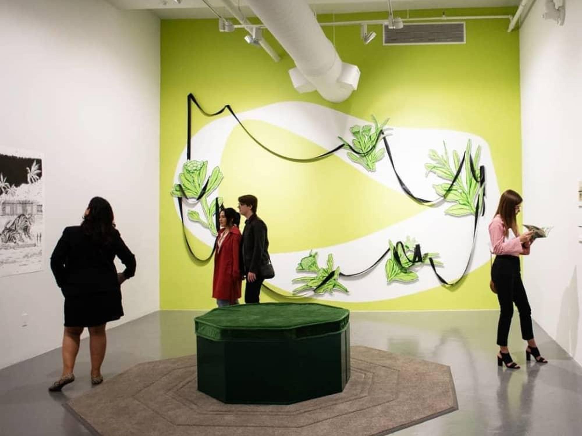 Blue Star Contemporary gallery patrons