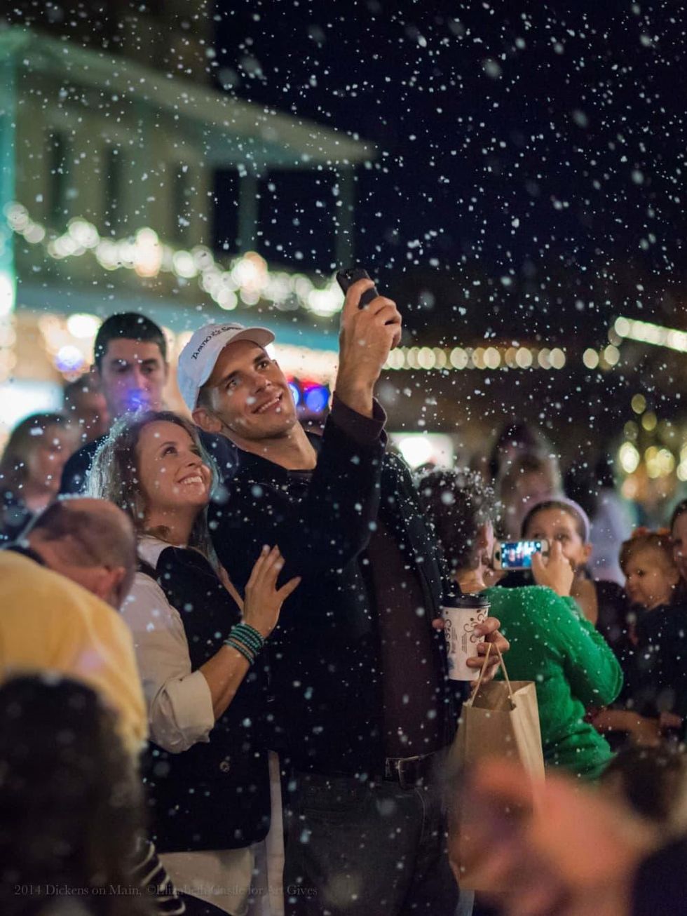 Boerne\u2019s Hill Country Mile presents Dickens on Main