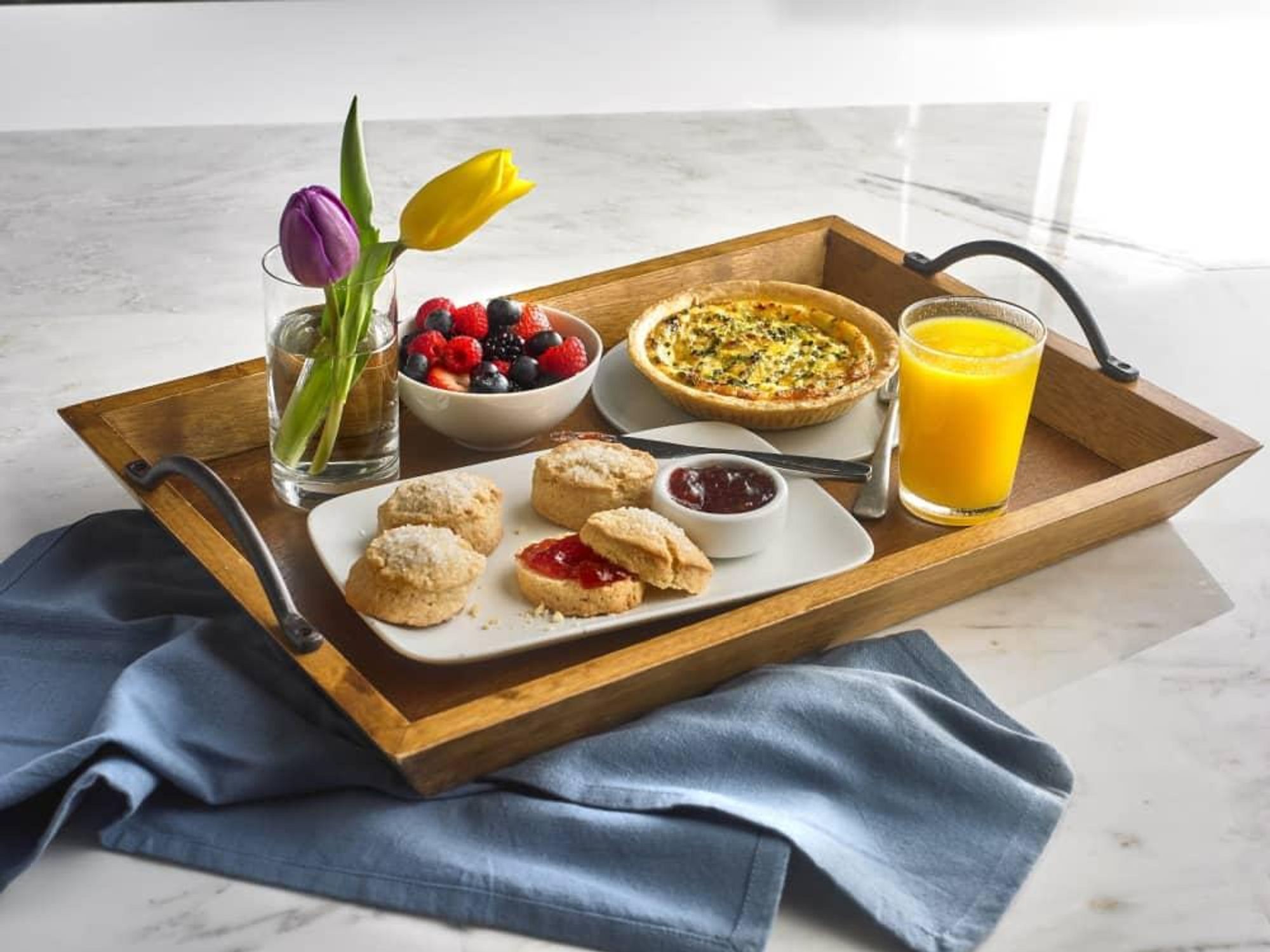 Breakfast in bed, Mother's Day