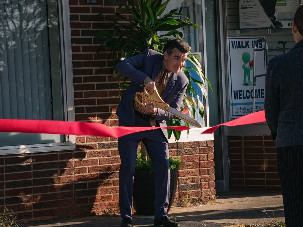 Brian d\u2019Arcy James in Pain Hustlers