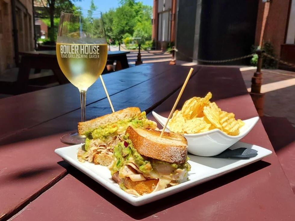 Broiler House San Antonio