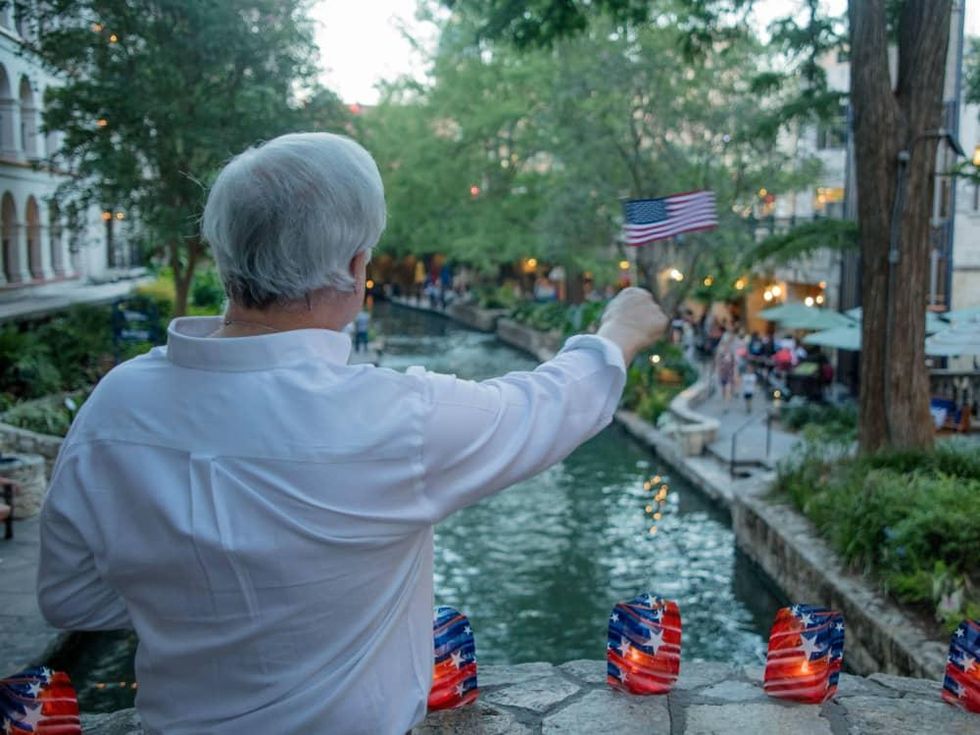 Bud Light Stars, Stripes & Lights
