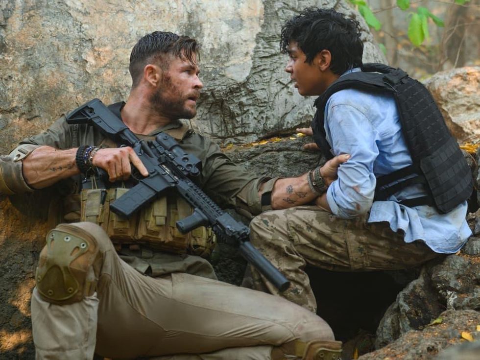 Chris Hemsworth and Rudhraksh Jaiswal in Extraction