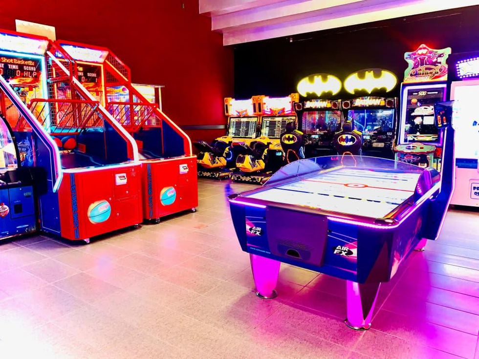 Cinemark San Antonio 16