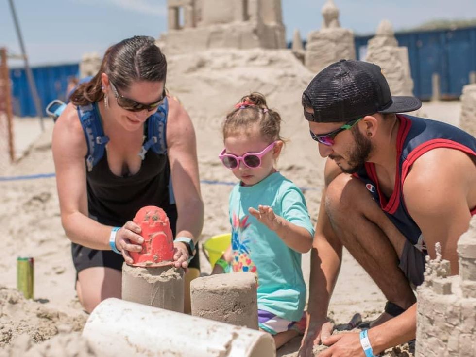 Cinnamon Shore, Port Aransas, family on beach