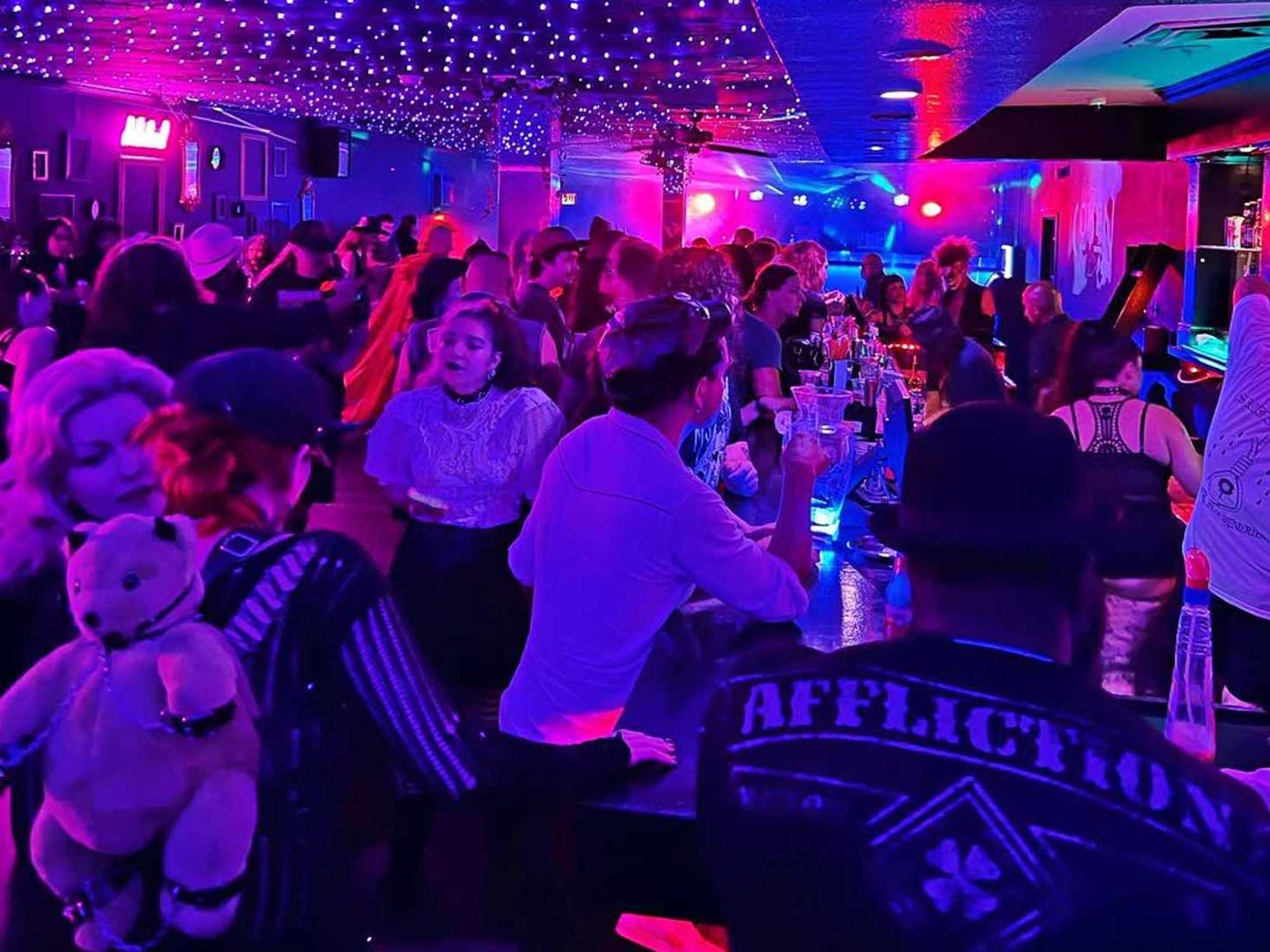 Cream II San Antonio