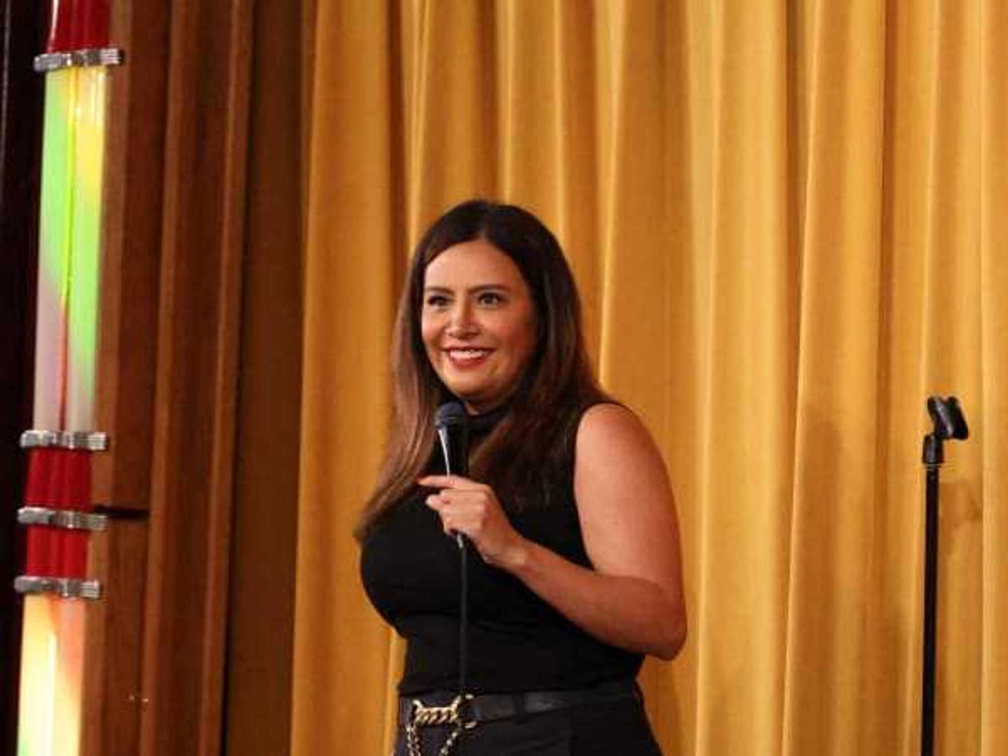 Cristela Alonzo comedian