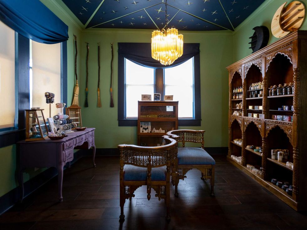 D\u00e9j\u00e0 Vu Esoterica