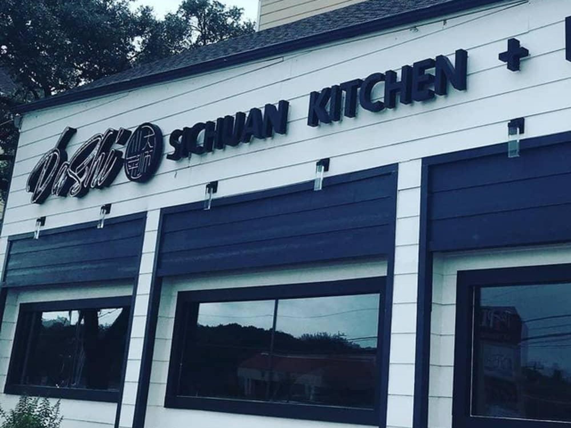 Dashi Sichuan Kitchen + Bar San Antonio