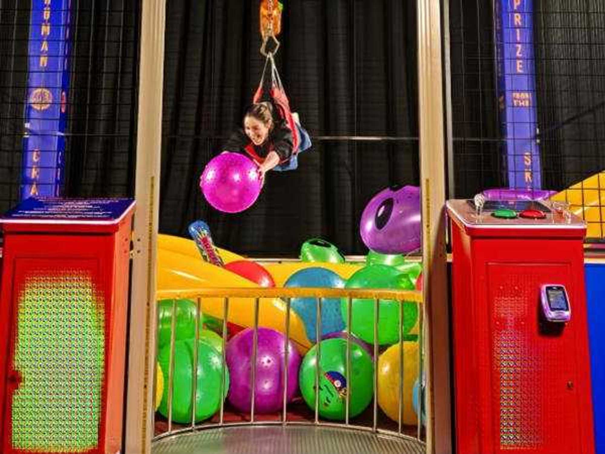 Dave & Buster's Human Crane