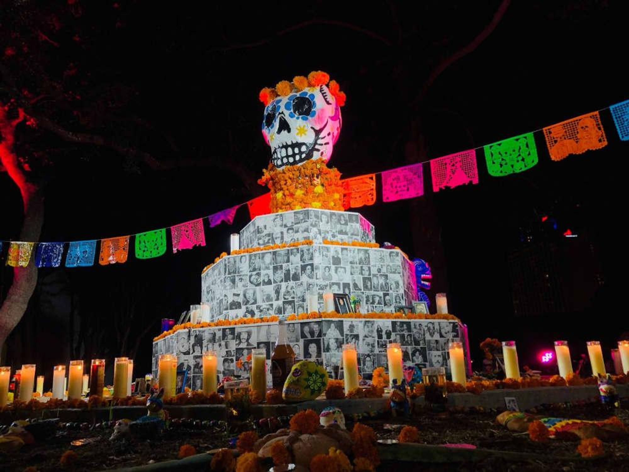Dia de los Muertos altar san antonio