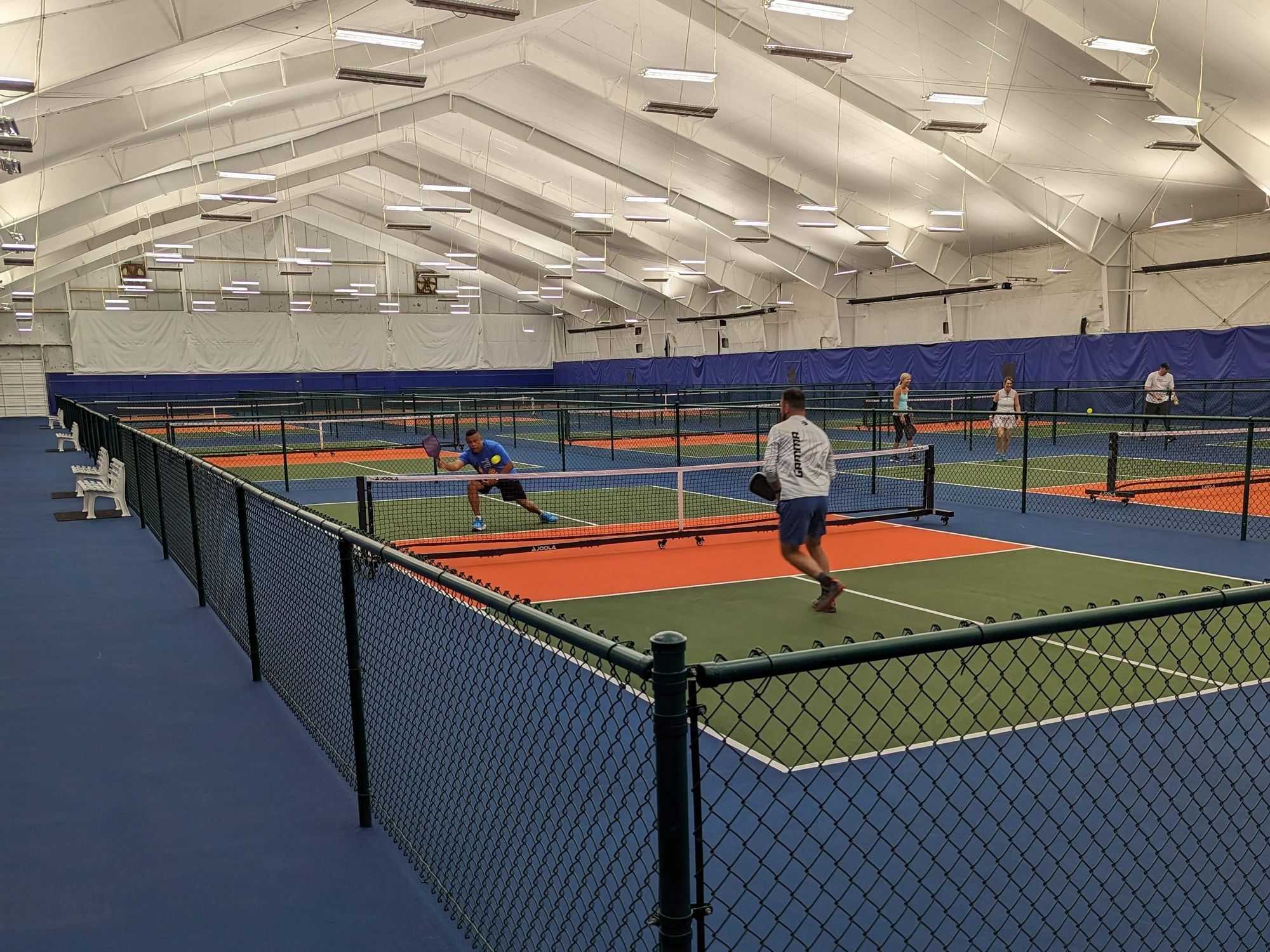 Dill Dinkers pickleball courts