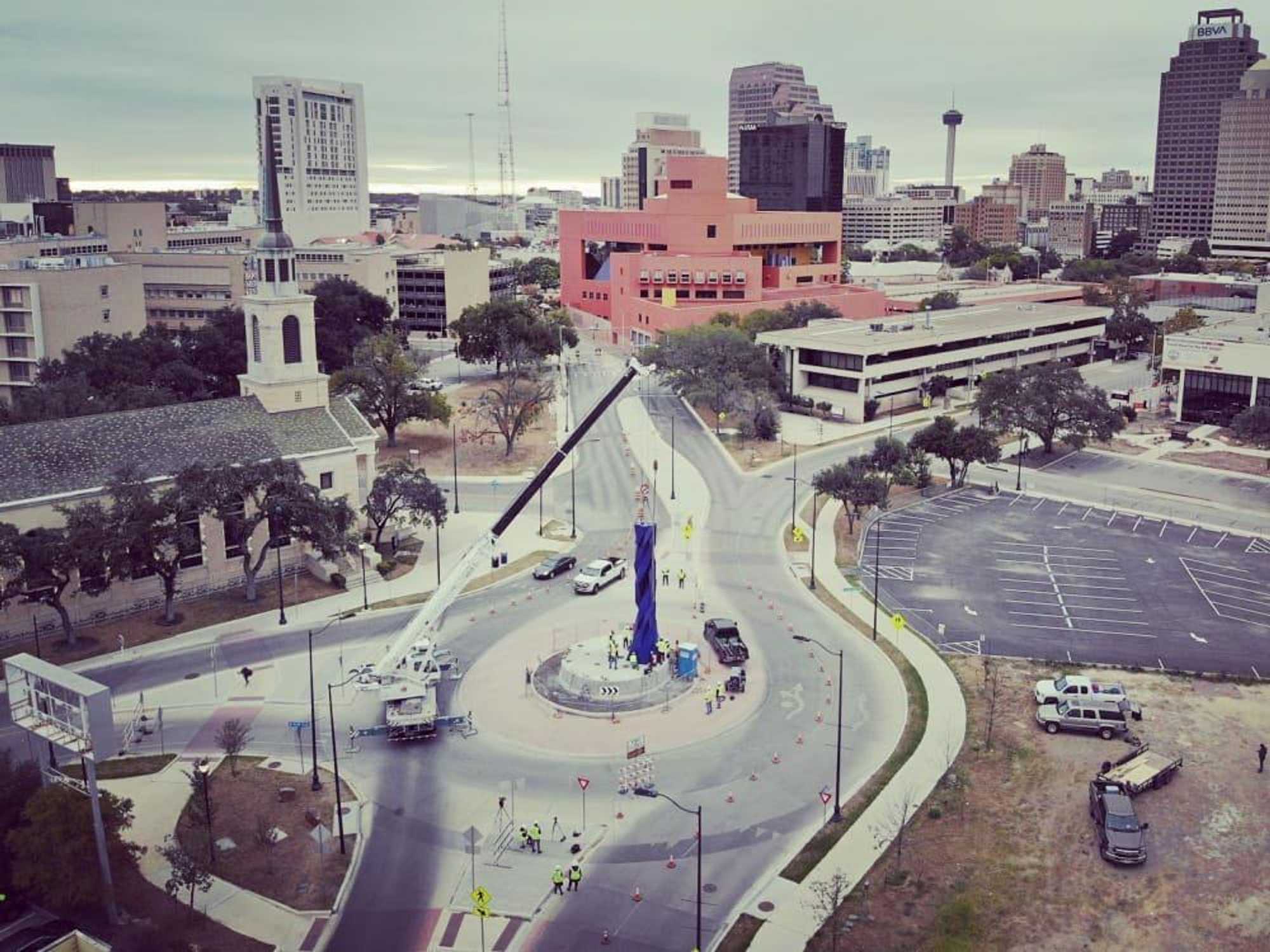 Door of Equality (La Puerta de Igualdad)