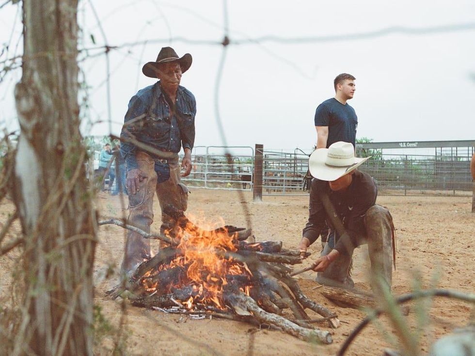 Easten\u0303os: True Cowboys of the Wild Horse Desert