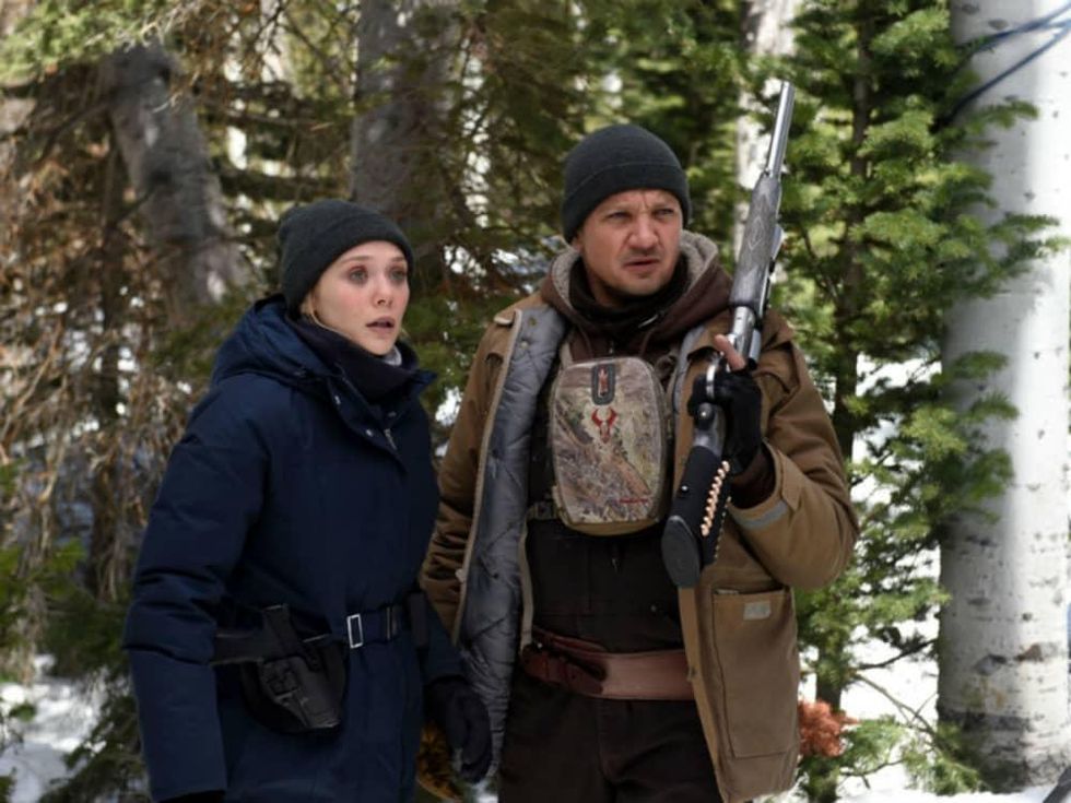 Elizabeth Olsen and Jeremy Renner in Wind River