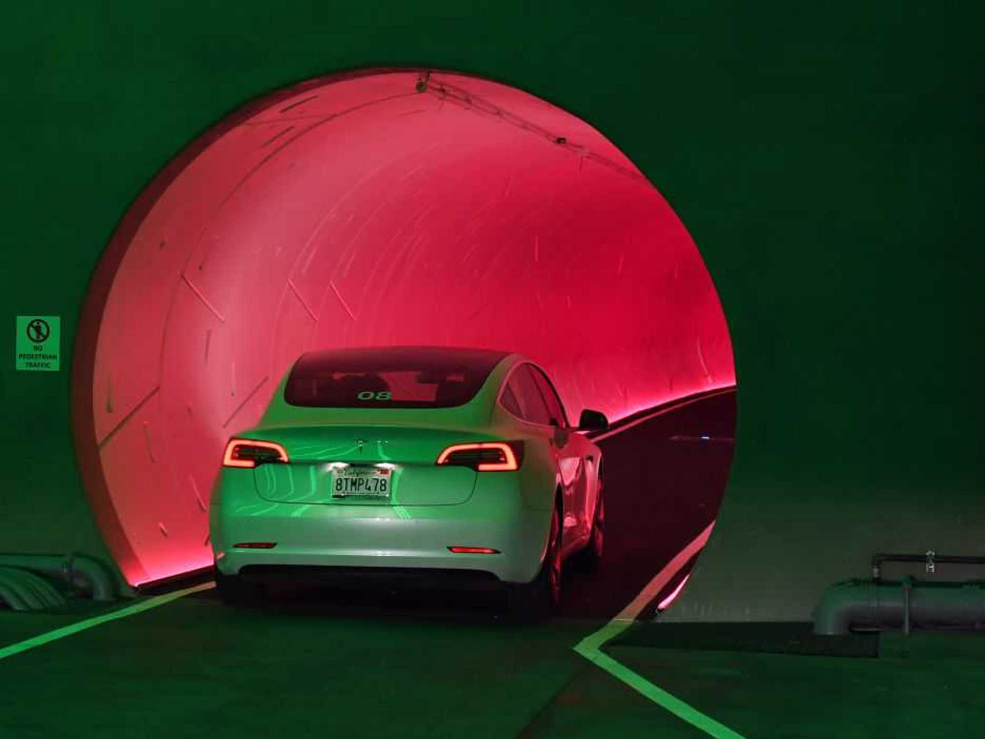 Elon Musk's Boring Company Demonstrates Transport Tunnel Underneath Las Vegas Convention Center