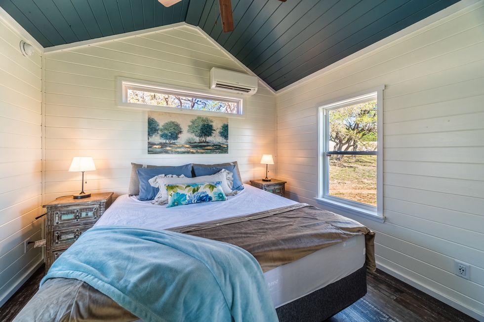 Firefly Resorts Fredericksburg