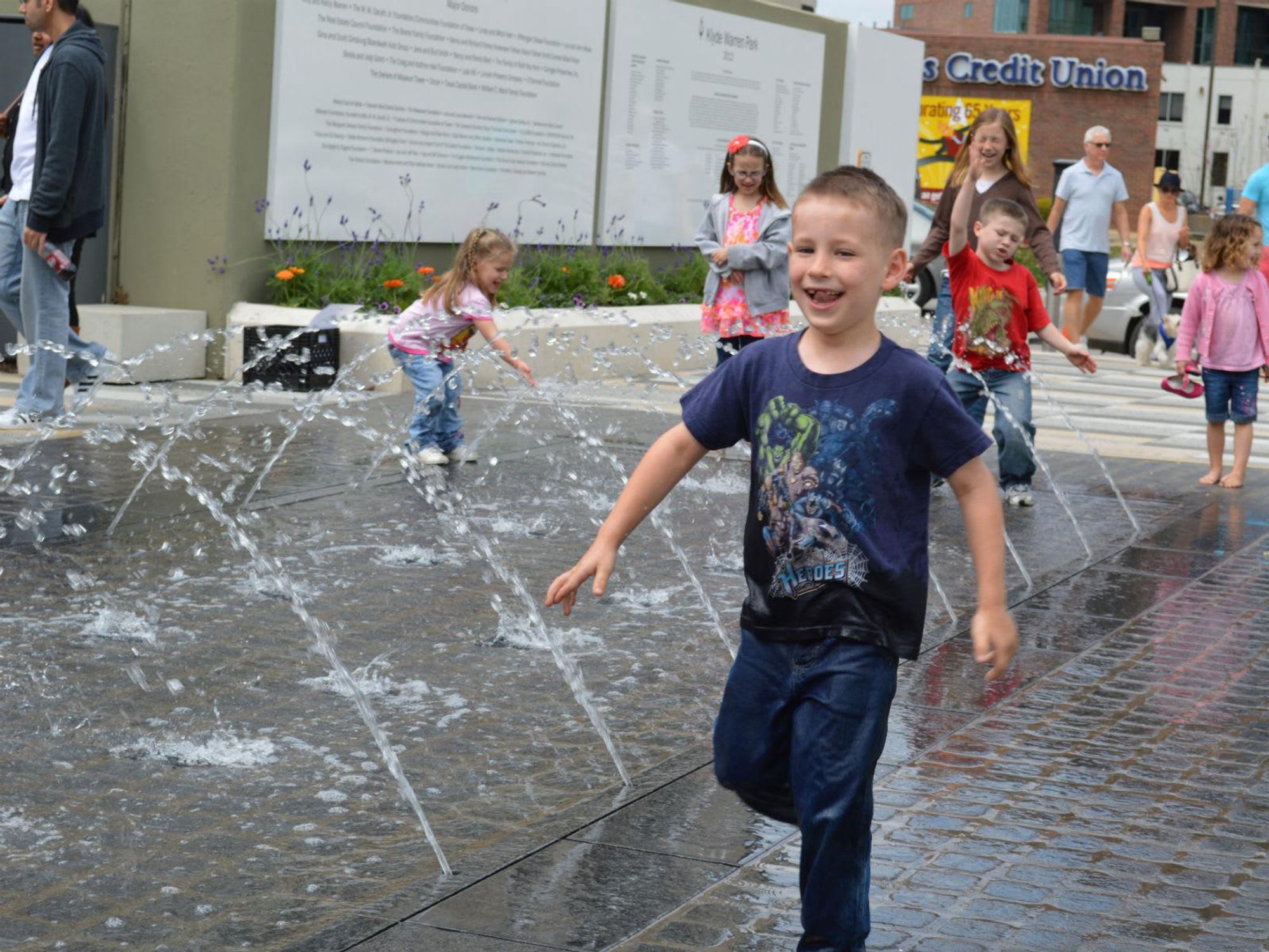 Fountains at Klyde Warren Park