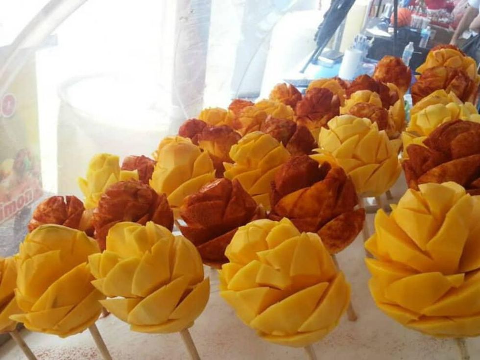 Fruteria Cano San Antonio fruit shop mango