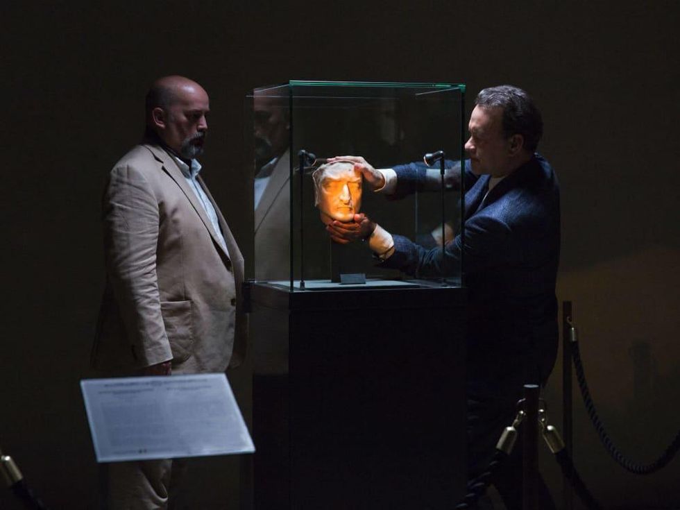 Gabor Urmai and Tom Hanks in Inferno