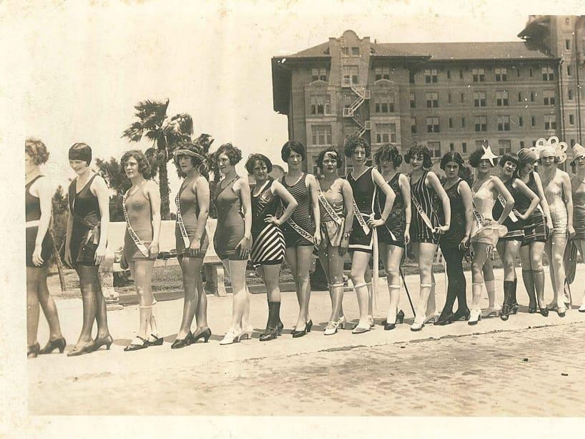 Galveston Beach Revue beauties swimsuits 1926