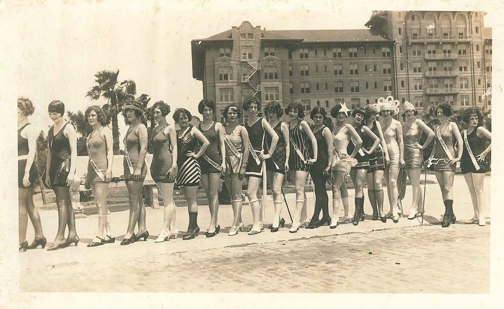 Galveston Beach Revue beauties swimsuits 1926