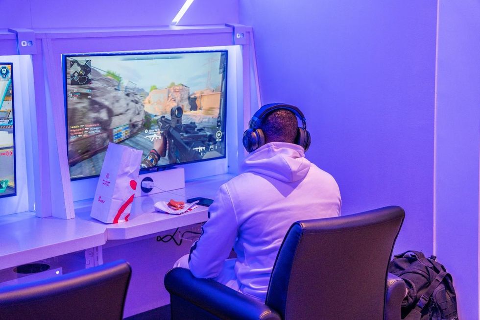 Gameyway Lounge Hobby Airport