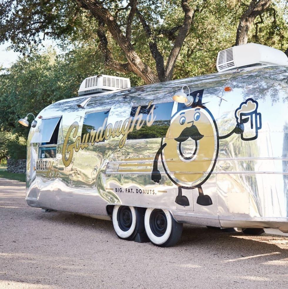 Gourdough's food truck