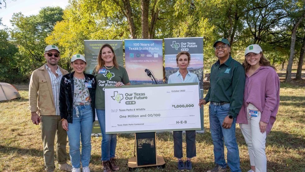 H-E-B donates $1 million to Texas Parks & Wildlife