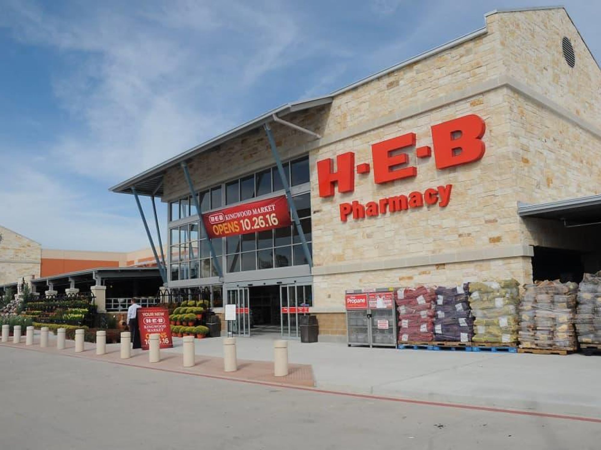 H-E-B grocery store pharmacy exterior