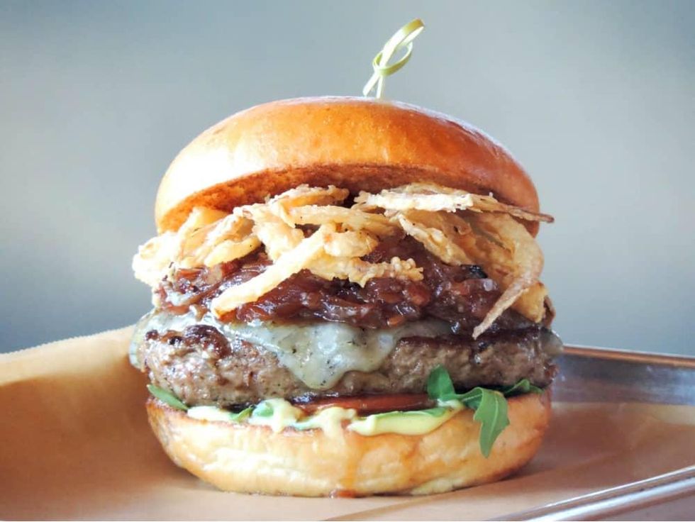Hopdoddy burger