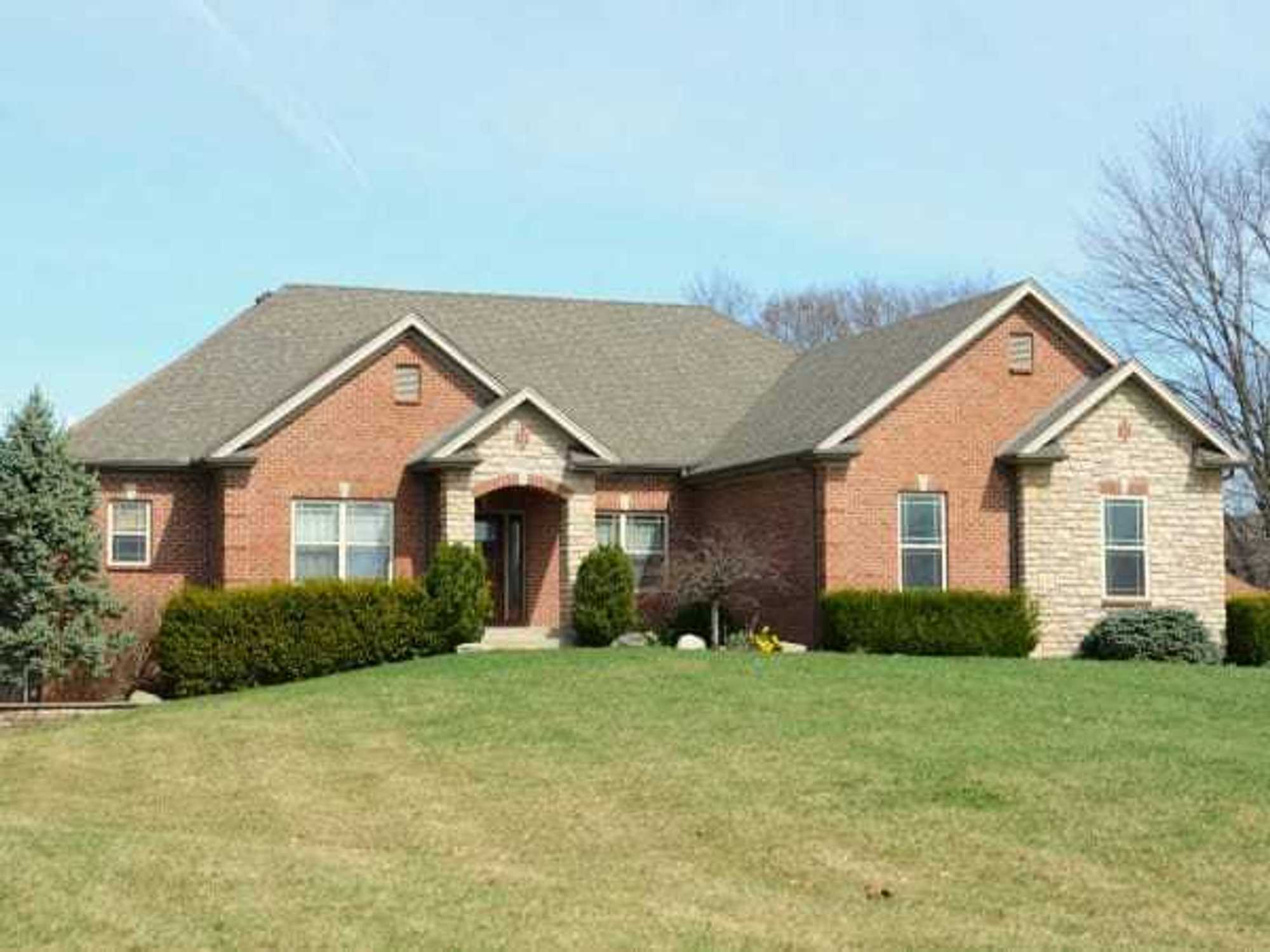 House in a neighborhood
