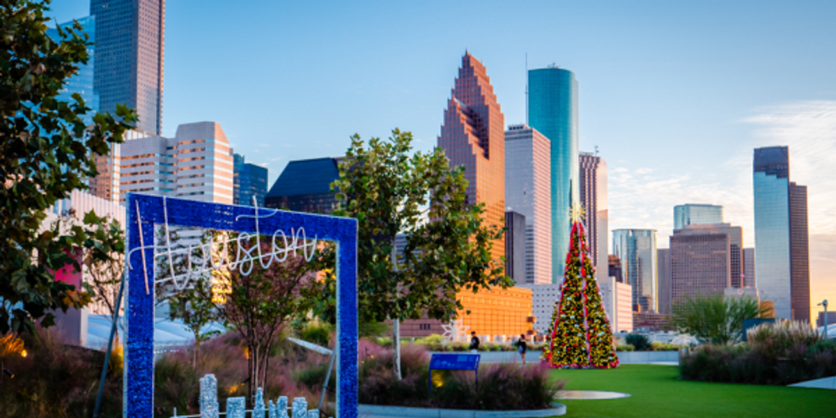 Sizzling Houston lodge offers assure a merry and vivid trip this vacation season Sizzling Houston lodge offers assure a merry and vivid trip this vacation season