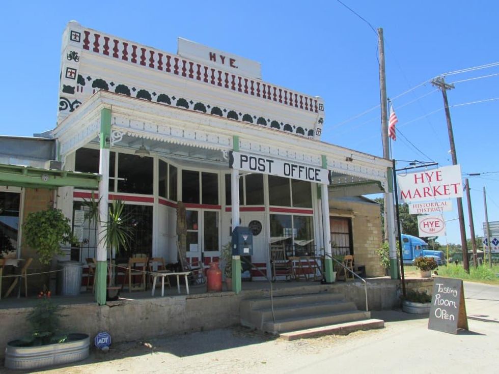 Hye Market exterior general store post office 2015