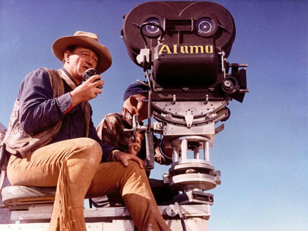 John Wayne_The Alamo_movie set_camera