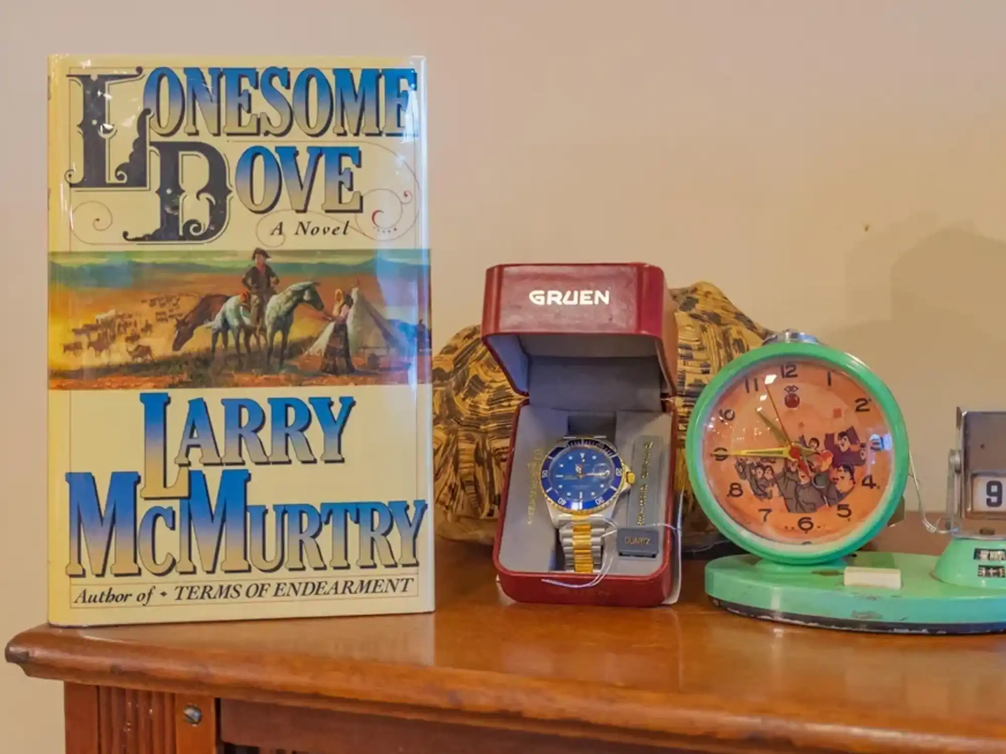 Larry McMurtry Lonesome Dove and desk items