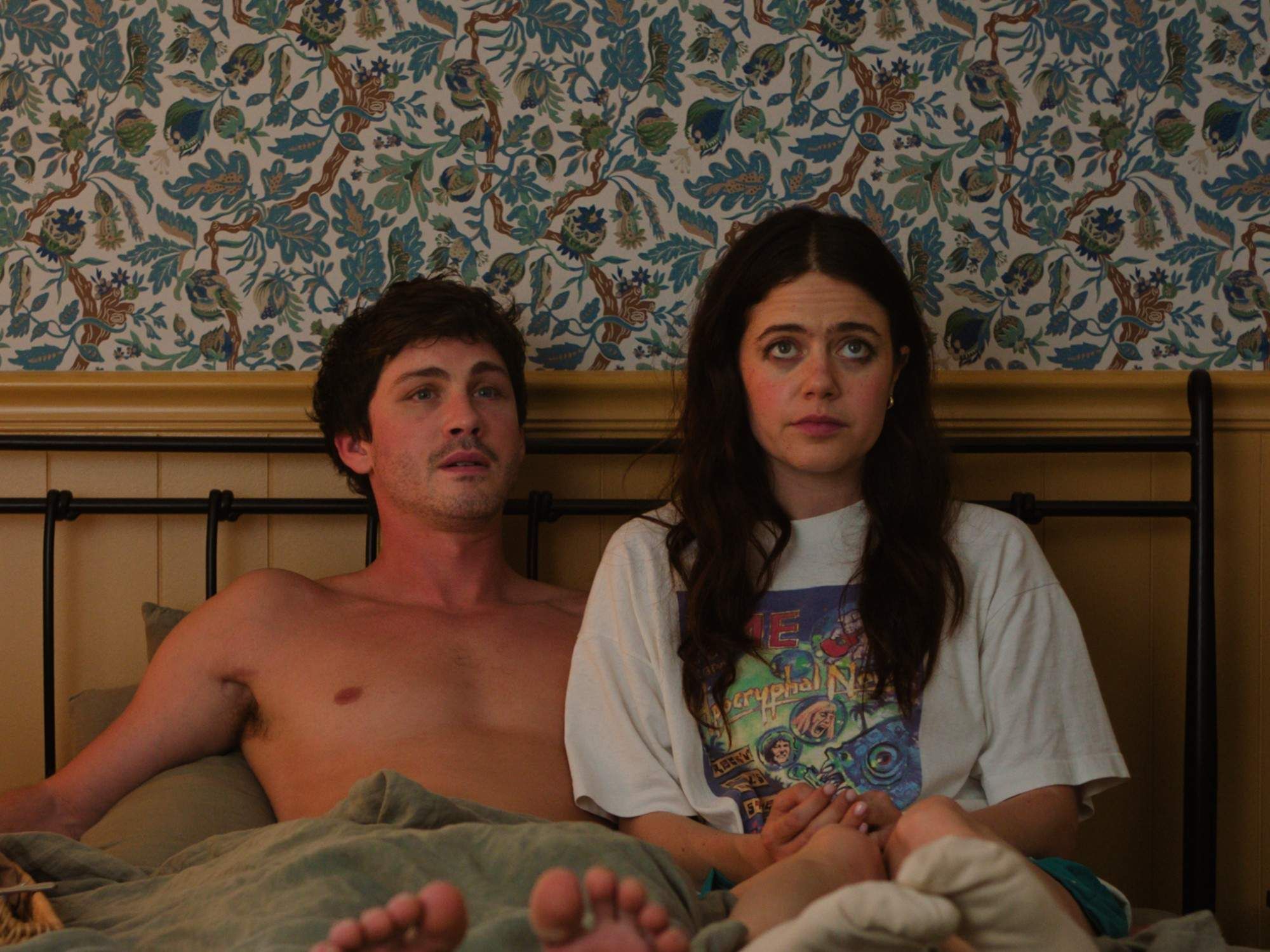 Logan Lerman and Molly Gordon in Oh, Hi!