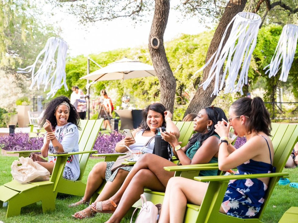 Lush: Twilight in the Garden