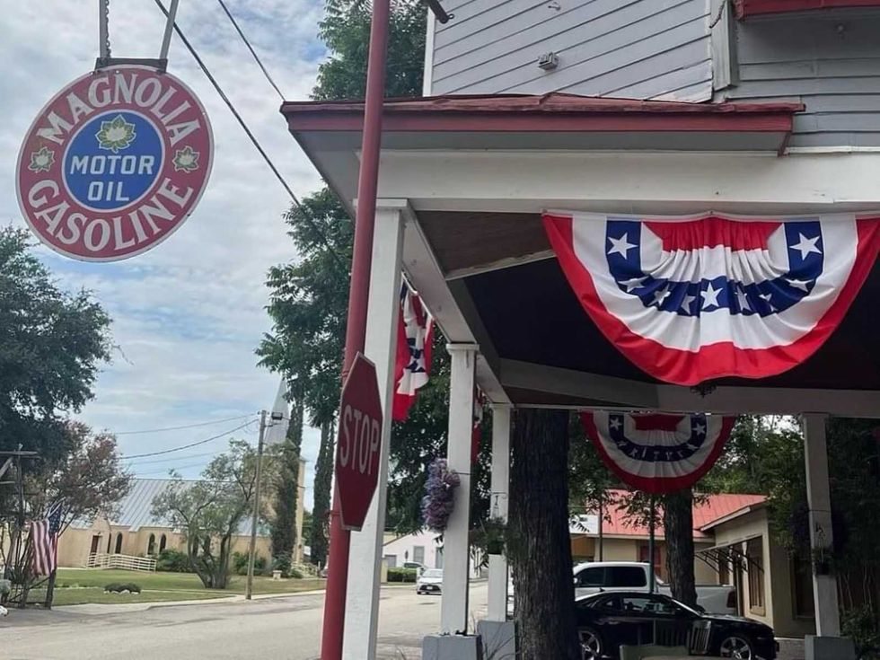 Magnolia station in Castroville