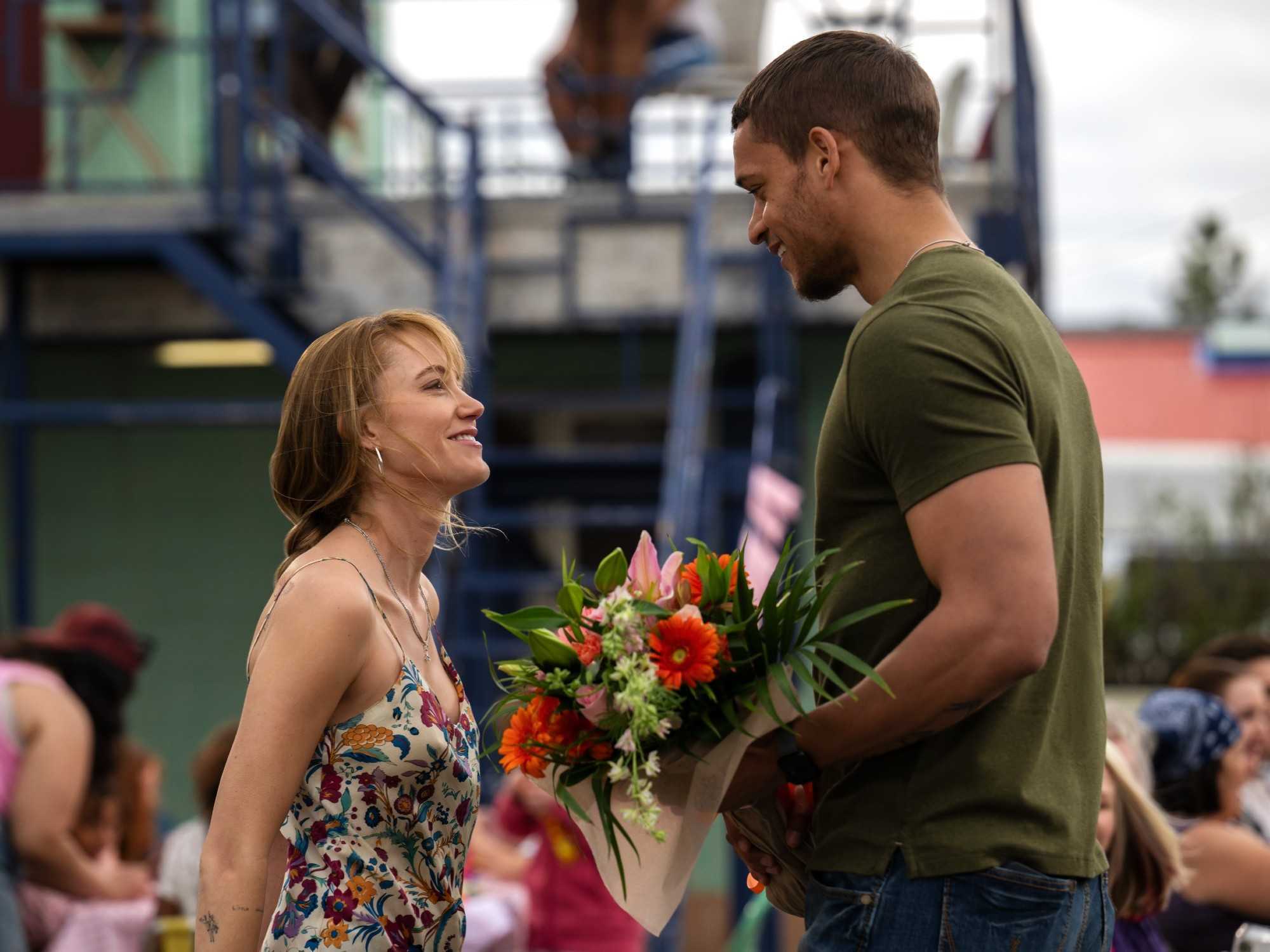 Maika Monroe and Tyriq Withers in Reminders of HIm