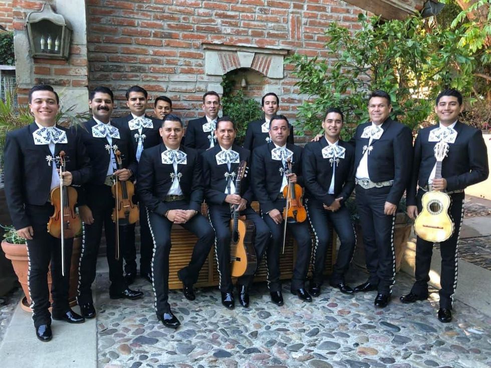 Mariachi Sol De M\u00e9xico De Jose Hernandez