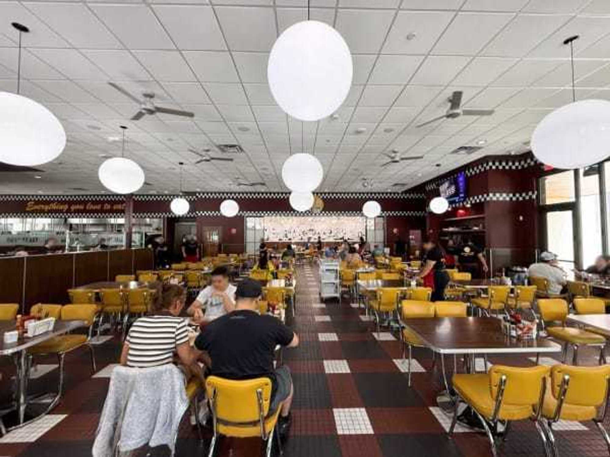 Max & Louie's Cibolo