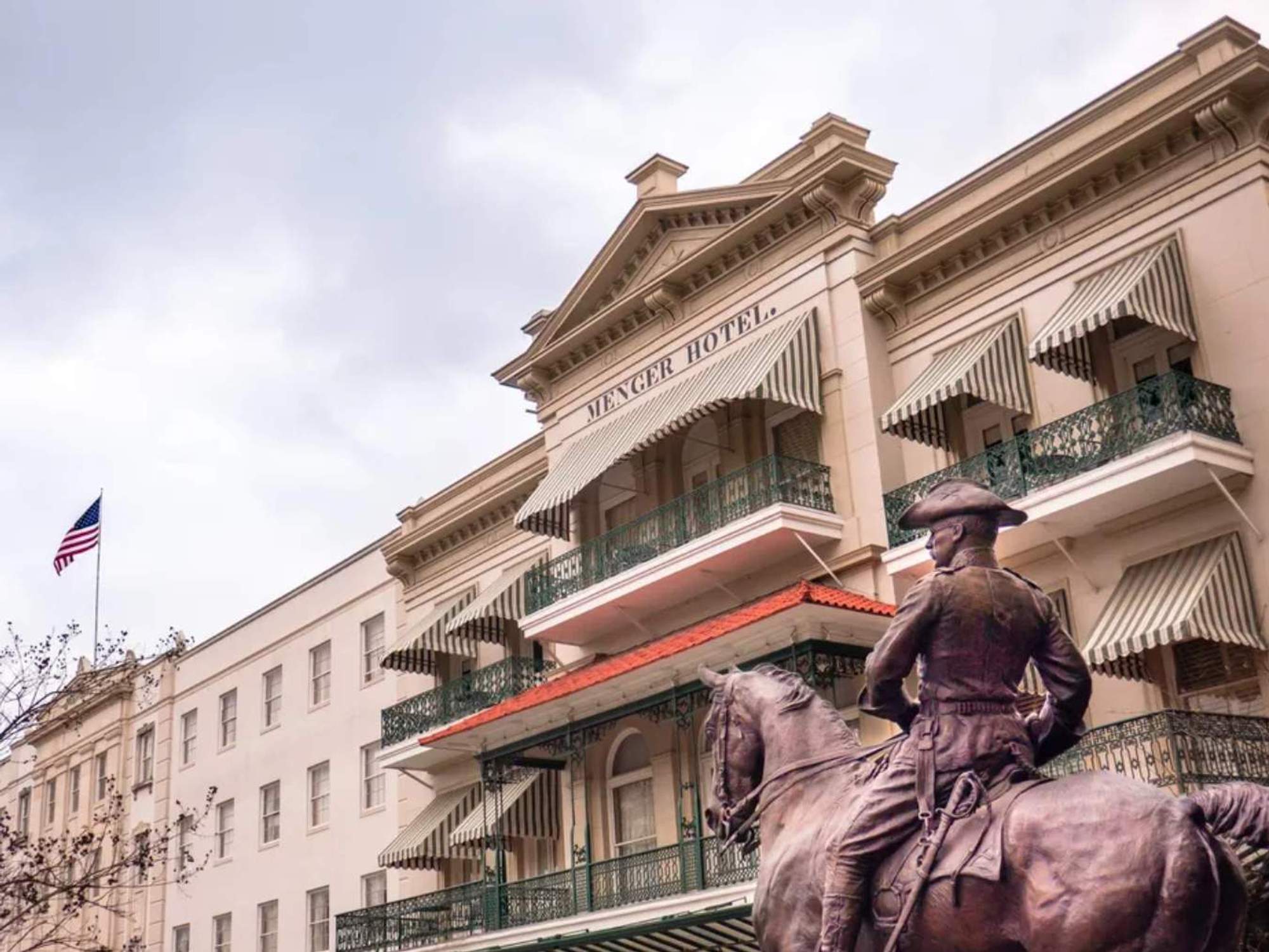 Texas agency buys San Antonio's Crockett and Menger hotels - CultureMap ...