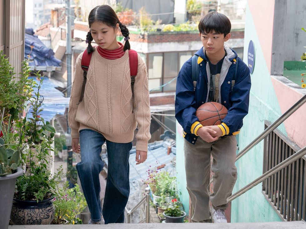 Moon Seung-Ah and Leem Seung-min in Past Lives