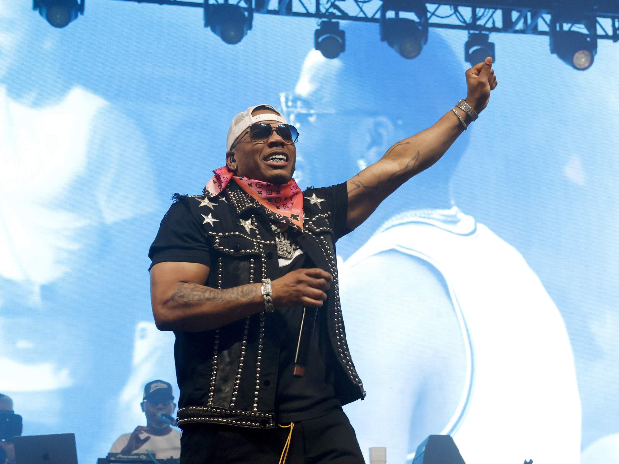 San Antonio rodeo ropes in Nelly, LeAnn Rimes for 2025 lineup ...