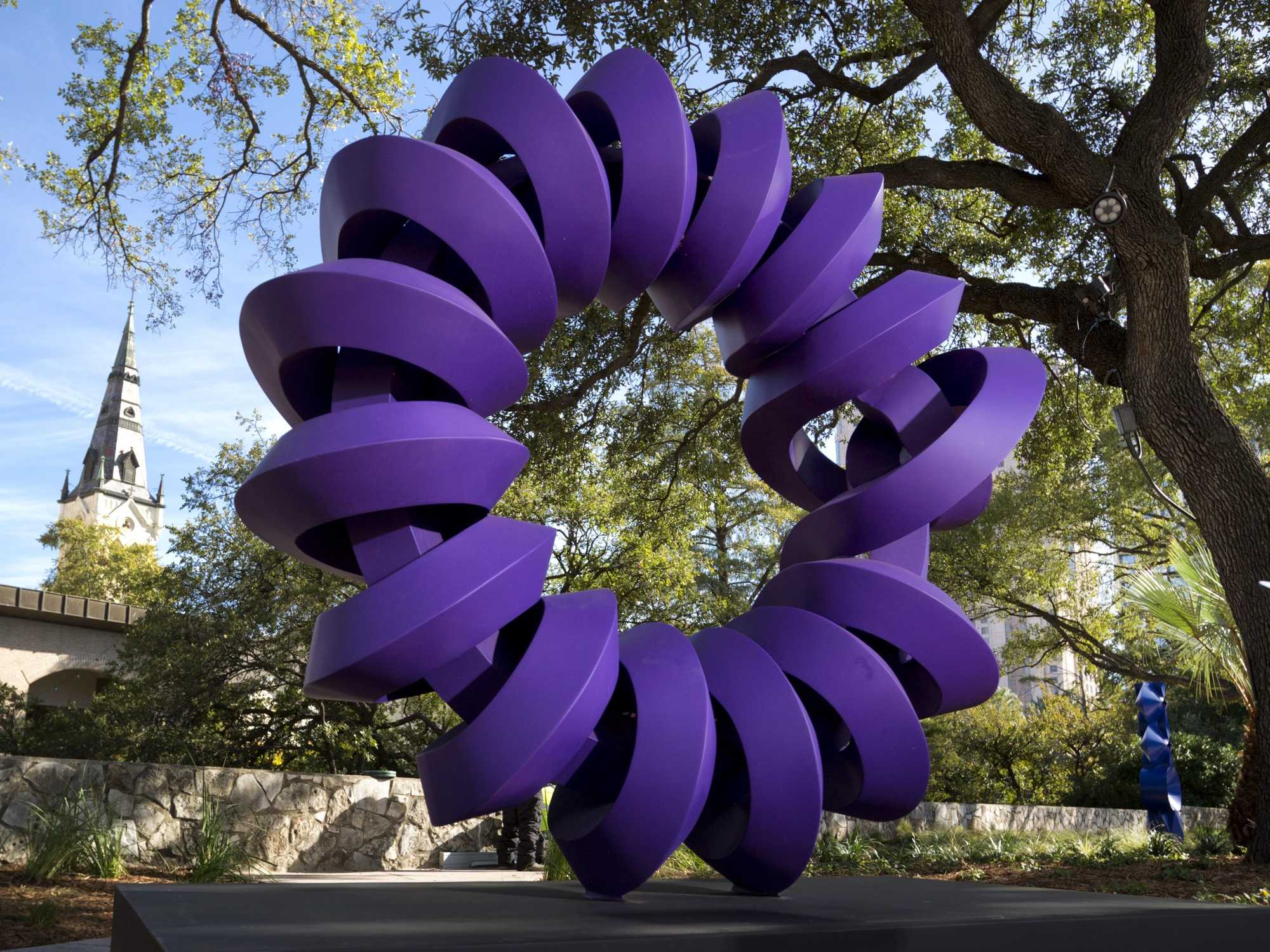 "Nudo Torusado" by Mexican artist Sebastian