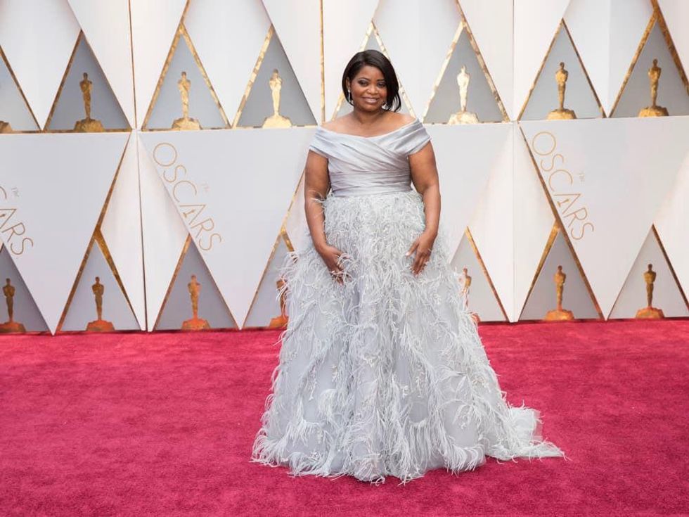 Red carpet fashions: blues at the Oscars