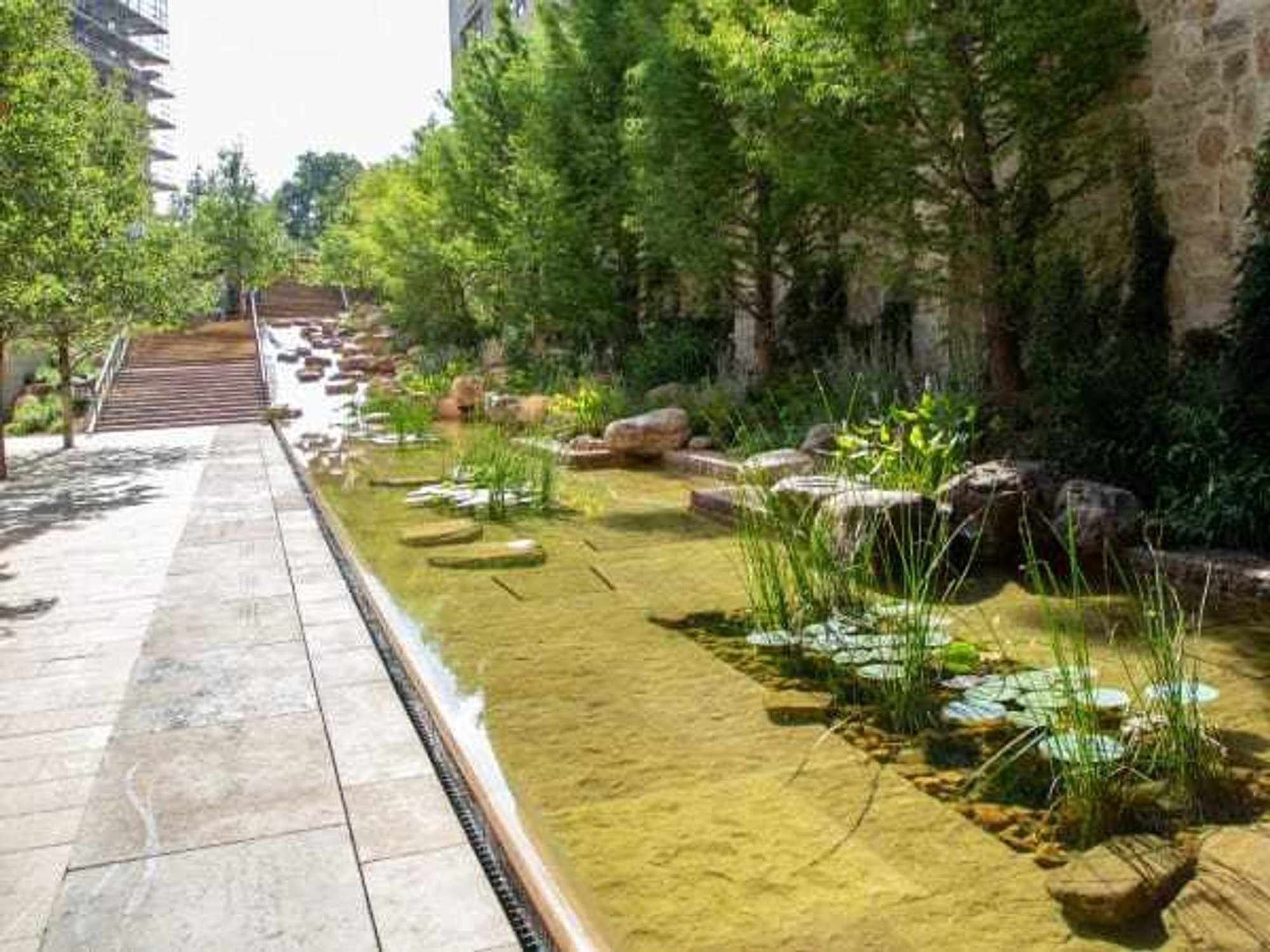 Paseo del Alamo